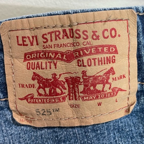 Levi’s  525 VTG Nouveau Low Rise Capri Jeans Size 12 - Picture 4 of 9
